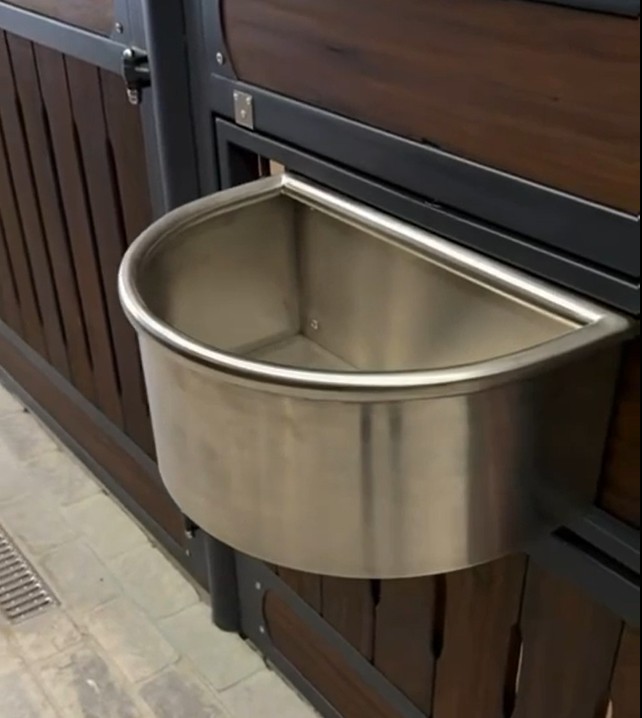 معدات متكاملة